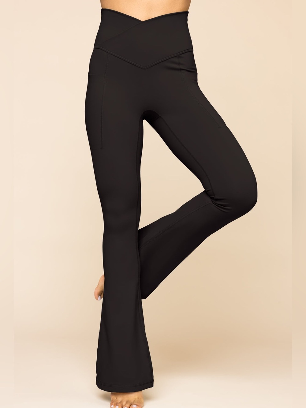 POPFLEX Hourglass Flared Leggings with Pockets
